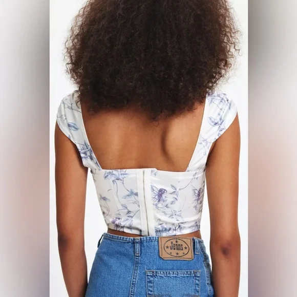 UO Out From Under About Time Printed Cropped Satin Corset Top, Ivory, Me… - Picture 4 of 4